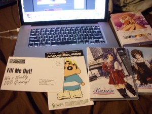 Kanon Boxset comes with extra crap from Funianimation like advertisement for anime dvds and a mailin thingy.