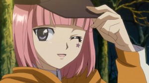 Here is Miran... You can't miss her...