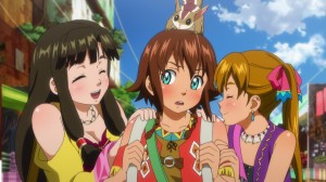 Amy's friends are very curious about her kidnapping.