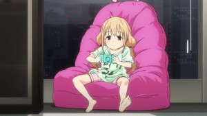 At last, we see an Anzu playing video games!