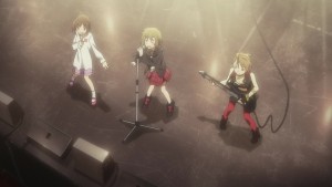 Natsuki decides that creative freedom is more important and gives a last performance before she retracts her decision.